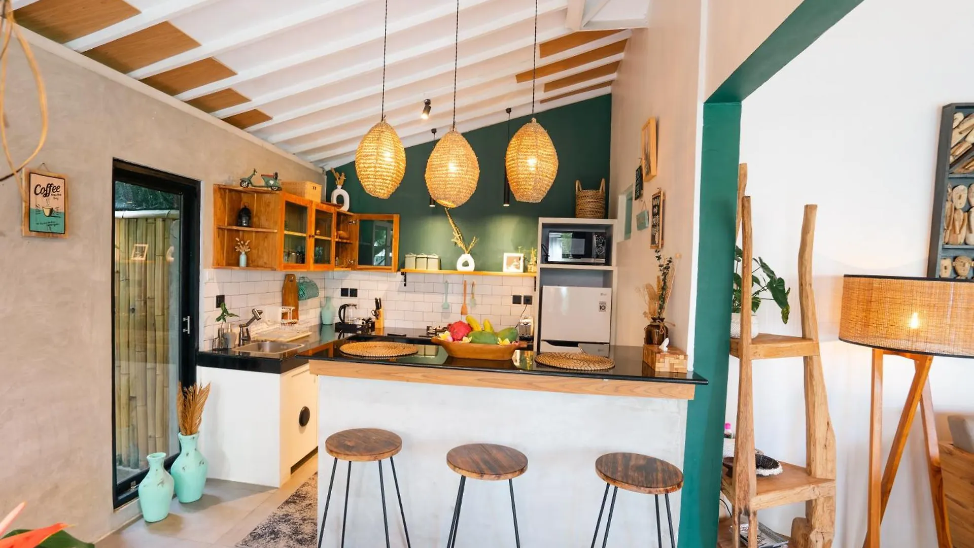 Villa Mint, 3Br Tropical Escape With Private Pool And Lush Garden 塞米亚克