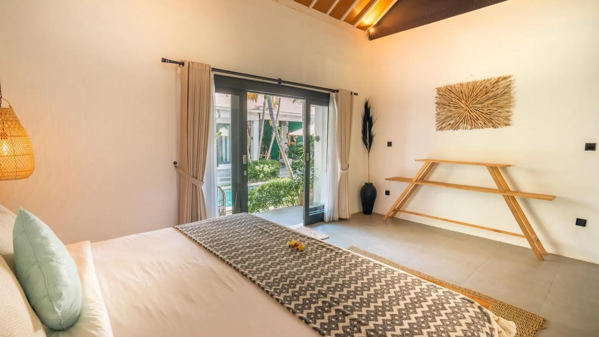 度假居 Villa Mint, 3Br Tropical Escape With Private Pool And Lush Garden 塞米亚克
