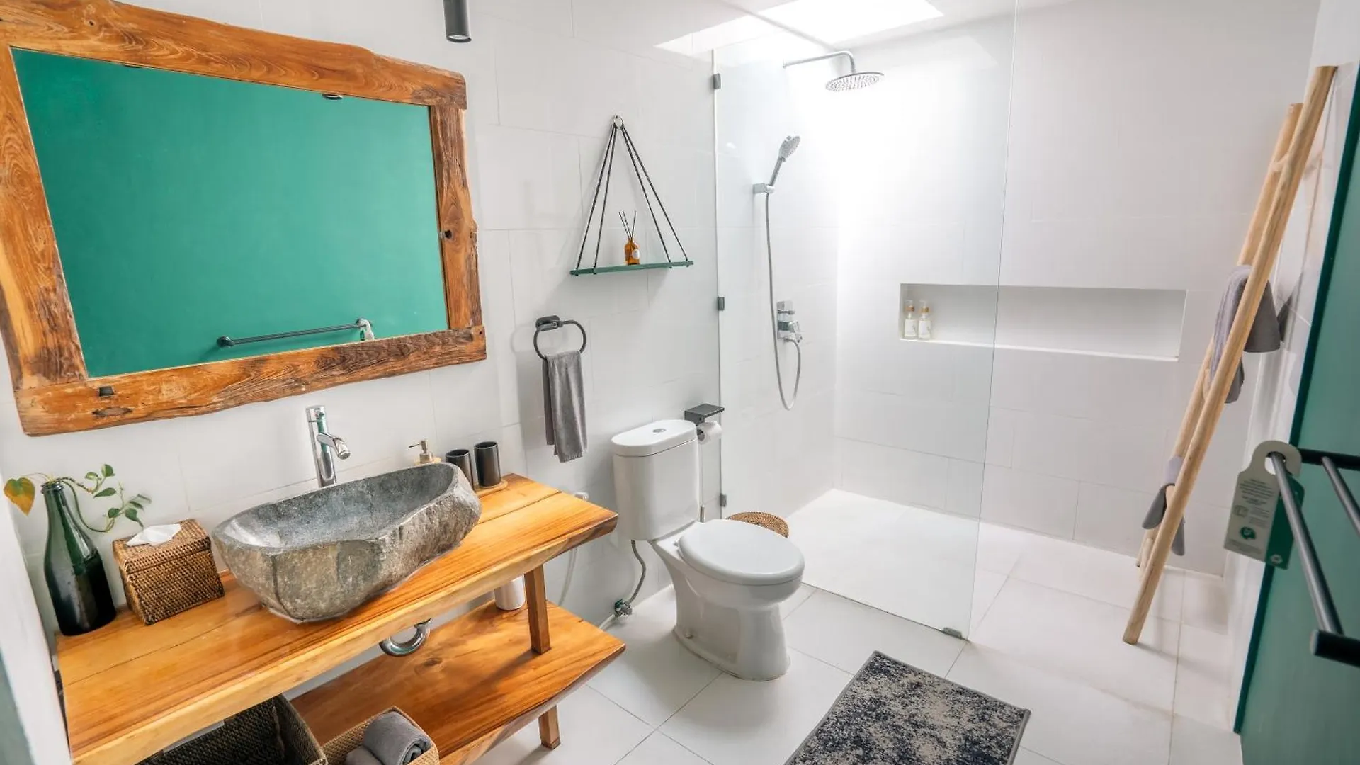 Villa Mint, 3Br Tropical Escape With Private Pool And Lush Garden 塞米亚克