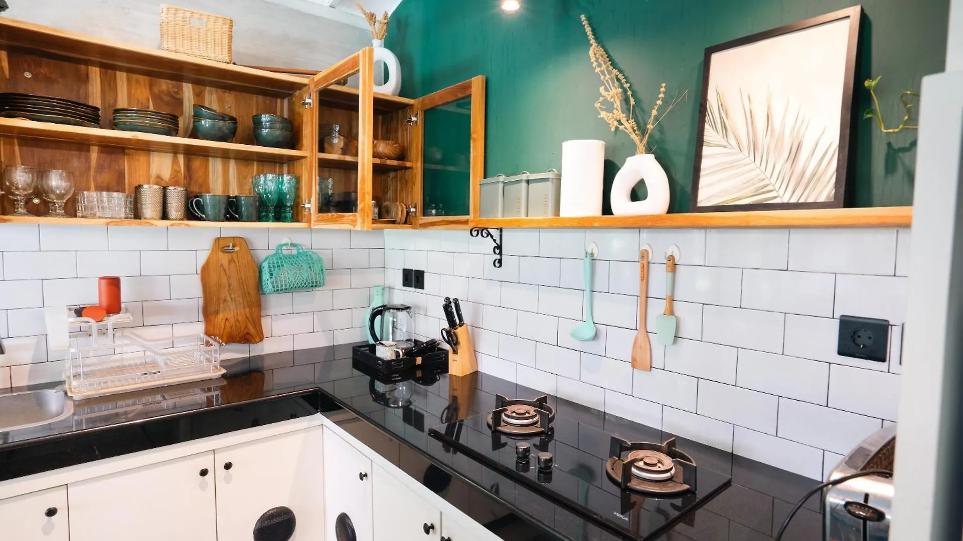 度假居 Villa Mint, 3Br Tropical Escape With Private Pool And Lush Garden 塞米亚克