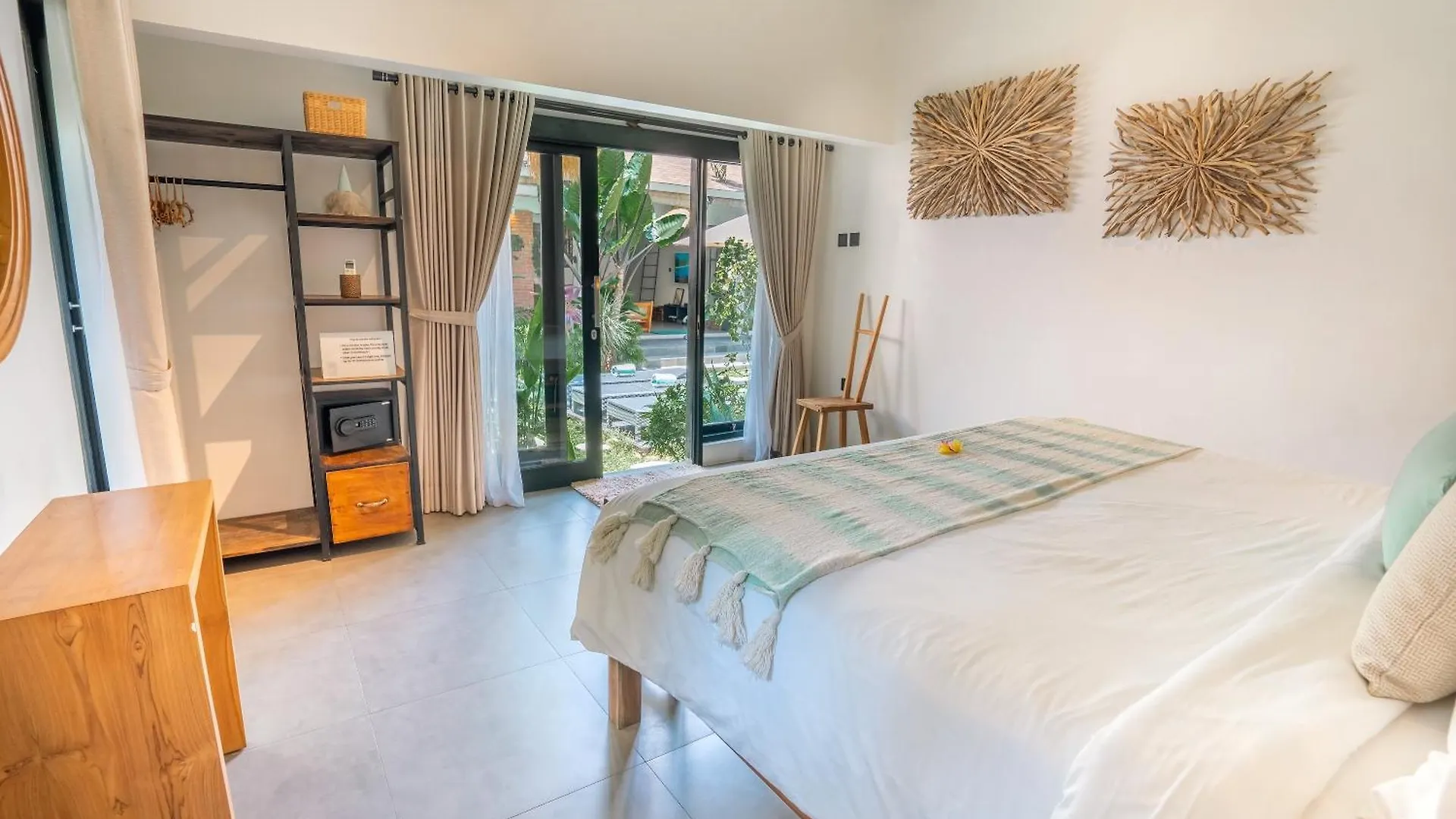 Villa Mint, 3Br Tropical Escape With Private Pool And Lush Garden 塞米亚克