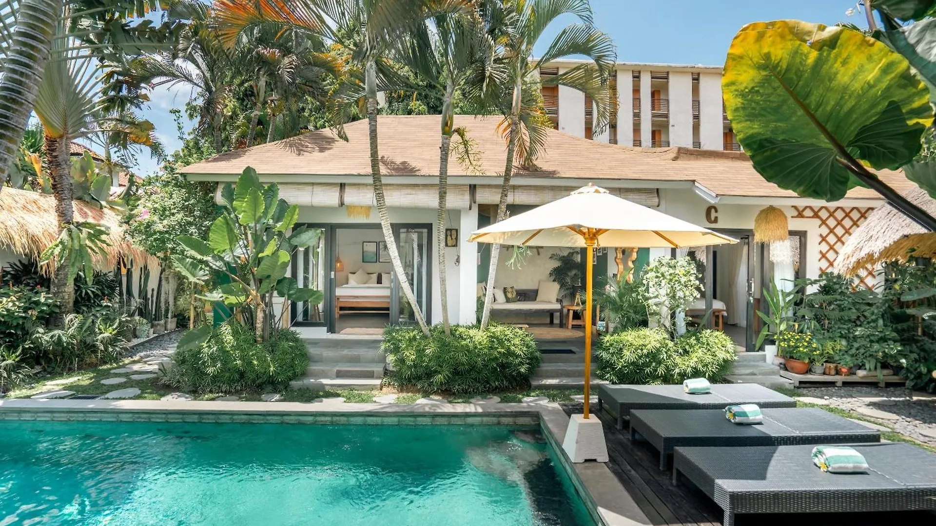 Villa Mint, 3Br Tropical Escape With Private Pool And Lush Garden 塞米亚克 印尼
