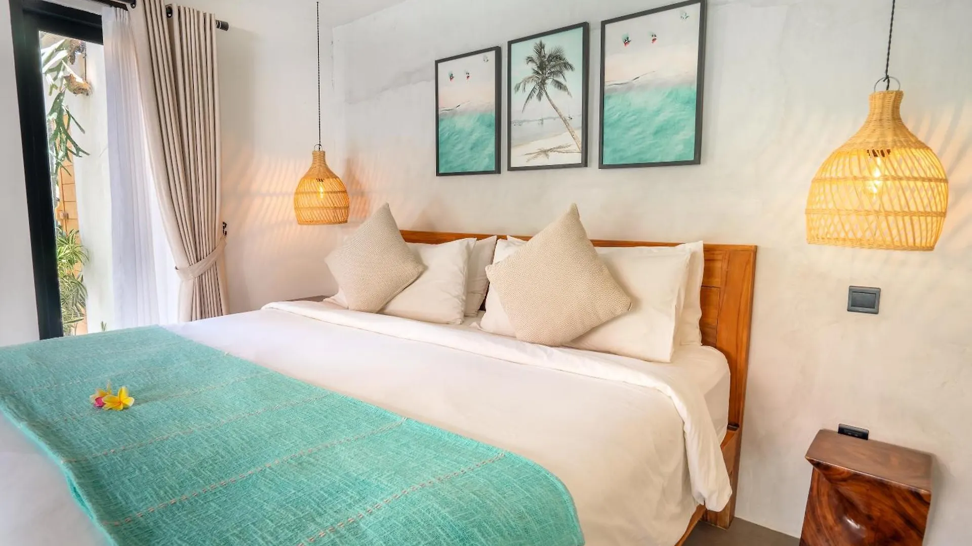 Villa Mint, 3Br Tropical Escape With Private Pool And Lush Garden Seminyak 0*,